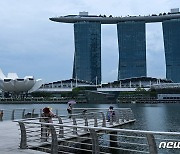 '방역 모범국' 싱가포르, 13일부터 대중교통 마스크 의무 해제