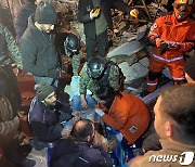 튀르키예 파견 한국 긴급구호대, 첫 생존자 구조