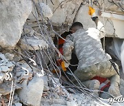 대지진 85시간 경과…튀르키예·시리아 사망자 1만9000명 넘어서