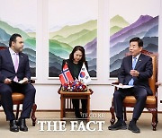 김 의장, 노르웨이 의장과 회담 "경제·방산 등 협력 강구"