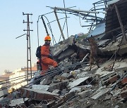 튀르키예 ‘골든타임’ 임박…사망자수, 동일본 대지진 넘어설수도