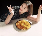 올해 치킨 광고도 "전지현C~ bhc~"