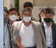 쌍방울 김성태 해외도피 도운 '수행비서' 구속…"범죄 소명"
