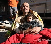한국 구조대가 구한 부녀