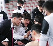 [경기 후] 조상현 LG 감독, “세컨드 유닛이 잘해줬다” … 은희석 삼성 감독, “선수들이 그래도 포기하지 않았다”