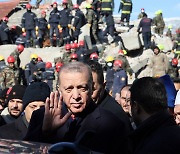 “정부 대응, 신속하지 못했다” 잘못 인정한 에르도안 대통령