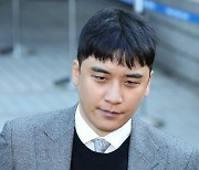 Big Bang's Seungri finishes 18-month jail term