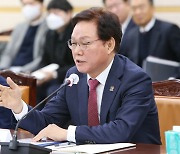 尹 만난 박완수 "재정·인력 뒷받침한 권한 이양, 산업인력 확충 시급"