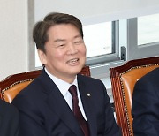안철수 "여당 대표 하겠다는 분이 대통령 탄핵 운운?…김기현, 사과하라"