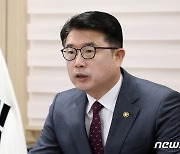 모두발언하는 장상윤 차관