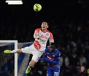 [GOAL 리뷰] 김민재 '첫' 도움→오시멘 득점…나폴리, 크레모네세 3-0 완파