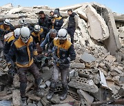 튀르키예, 만6일 이상 시멘트 더미에 깔려있다 구조돼…41명