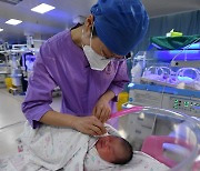 '인구감소' 중국의 출산대책…"정자 기증하세요"