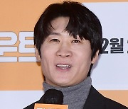 '카운트' 진선규, 첫 단독 주연에 눈물 "부담감 없다면 거짓말"