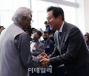 [포토] 글로벌포럼 참석한 오세훈 시장