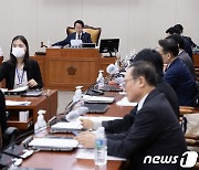 국회 기획재정위원회 조세소위 '법안 논의'