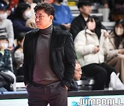 KBL, ‘전 소속 팀 단장 비방’ 김승기 감독에 경고…프림에겐 제재금 100만원