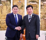 김진표 의장, 몽골 총리 접견…"광물·에너지 협력 확대"