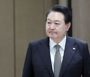 尹, 몽골 총리 접견…부산엑스포 지지에 '긴밀협력' 화답