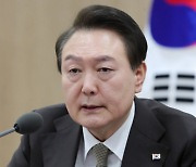 [속보]尹대통령 "전기·가스요금, 인상 폭과 속도 조절..취약계층 더 지원"