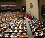 정쟁에 발목잡힌 국가경쟁력…"野 반대에 반도체특별법 통과 불투명"