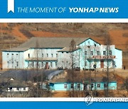 [모멘트] 김정일 생일 하루 앞둔 북한 모습