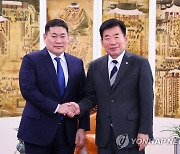 김진표 국회의장, 몽골 총리 접견