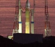 (CORRECTION) JAPAN ROCKET