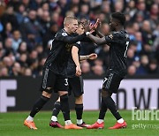 [epl.review] 아스널, 극적인 드라마!...조르지뉴 한 방으로 빌라 4-2 잡고 '1위' 탈환