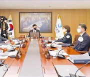 한은 통화정책, 'Fed 따라가기'면 곤란하다 [한상춘의 국제경제 읽기]