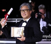 박찬욱 ‘헤어질결심’ 英 아카데미 고배, “‘서부전선’ 작품상 등 7관왕 기록세웠다”[해외이슈](종합)