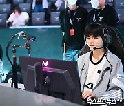 '돌고 돌아 티젠디?' DK, 광동 잡고 단독 3위 수성 [LCK]