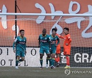 8년만에 K1리그 복귀한 대전, 강원에 2-0 완승