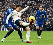 Tottenham brush aside Chelsea for comfortable 2-0 win