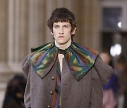 France Fashion Vivienne Westwood F/W 23-24