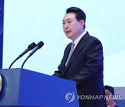 이번주 '당선 1주년' 맞는 尹대통령, 이벤트없이 민생행보