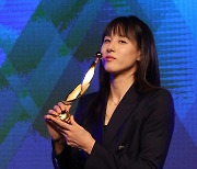 우리은행 김단비, 여자프로농구 정규리그 MVP 등 5관왕