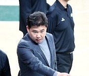 [경기 후] 김승기 캐롯 감독, "팀 빌딩 작업, 100% 넘어 150%로 순조로워" … 김주성 DB 감독대행, "대량 실점은 1대1 수비에서 밀렸기 때문"