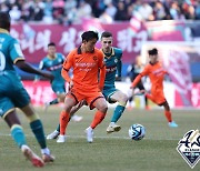 최용수 감독 두둔 "양현준 韓 축구가 키워야 할 인재…인내심 가지고 격려를"