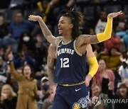 총기 소지 모란트, 사법 처리 '위기'...기소 여부 떠나 NBA 얼굴 '먹칠'