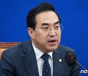 박홍근, 4선 중진 10명과 오찬회동…"안정감 줘야 한단 의견 많아"