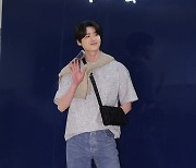 [E포토] 이종석, '훈훈함 가득 아이유 남친룩'