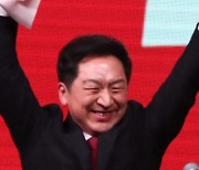 Kim Gi-hyeon Elected New Leader of Ruling Party: Yoon’s Intention Takes over Party Allegiance