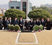 ‘전 재산 사회환원’…유한양행, 창업자 故 유일한 박사 52주기 추모식 진행