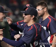 2연패로 궁지 몰린 한국,  '직장인 팀’ 체코 잡고 실낱 가능성 살릴까 [WBC]