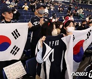 WBC 부진에 유통가 '시무룩'…편의점·치킨매출 두자릿수 증가 그쳐