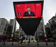 시진핑, 국가주석 3연임 첫 연설서 “중국몽 달성 위해 강군 건설·확고한 통일 추진”