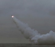 北, 잠수함서 SLCM 첫 발사···韓은 '저고도 방어망' 시험대