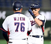 이정후에게 관심 많은 일본 "혹시 NPB 오고 싶은 생각 없어?"