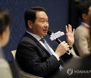 "루머 짜깁기"…최태원, 누리꾼에 3,000만원 손배소